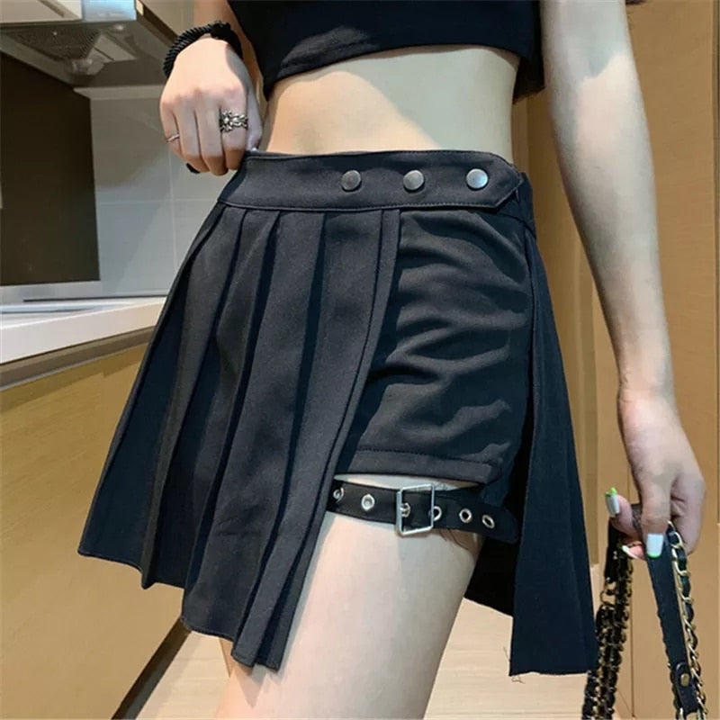 "HOLLOW" PLEATED SKORT